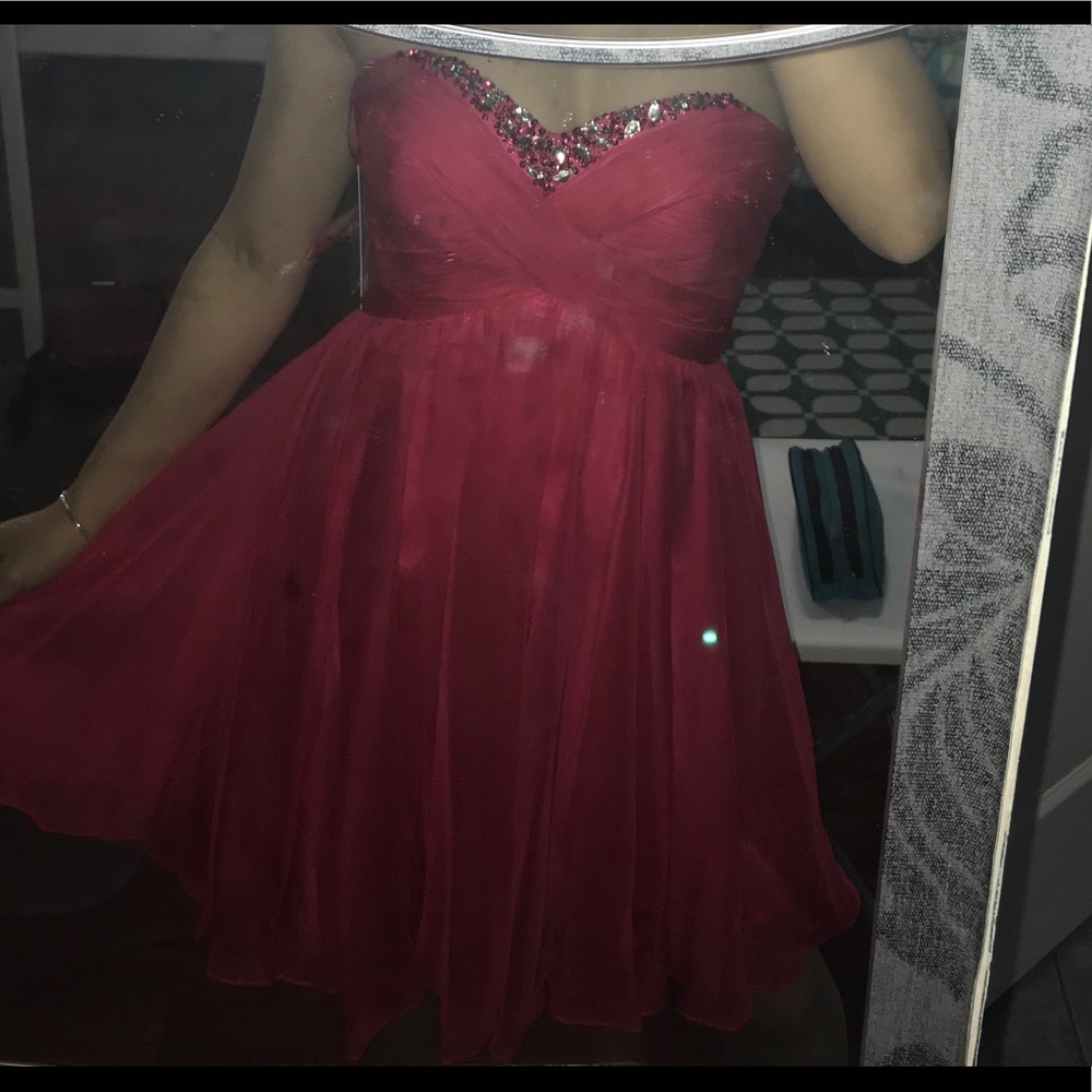 Marla size 4 graduation dress